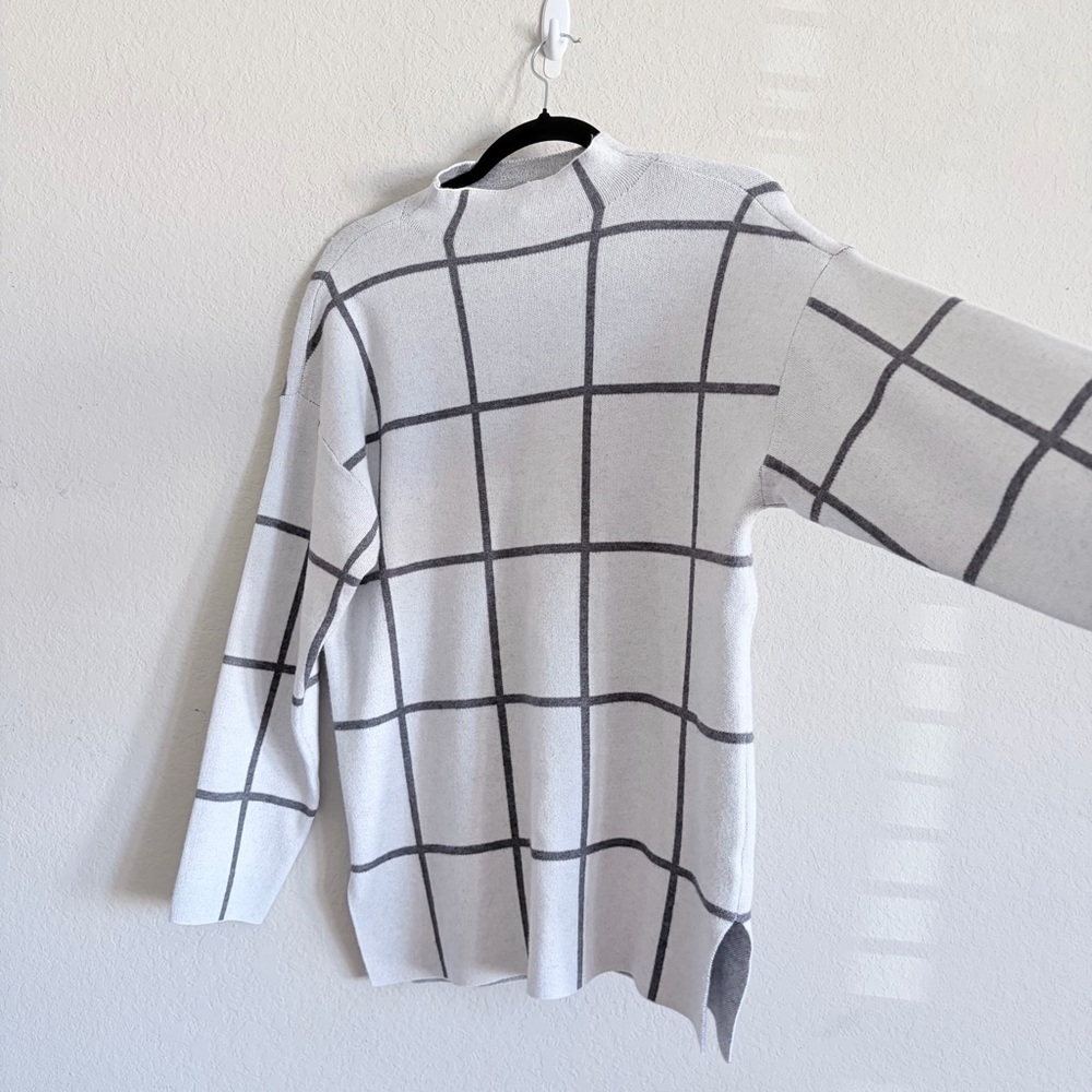 By Design Women's White and Gray Grid Sweater high neck relaxed fit size M long - Picture 2 of 7